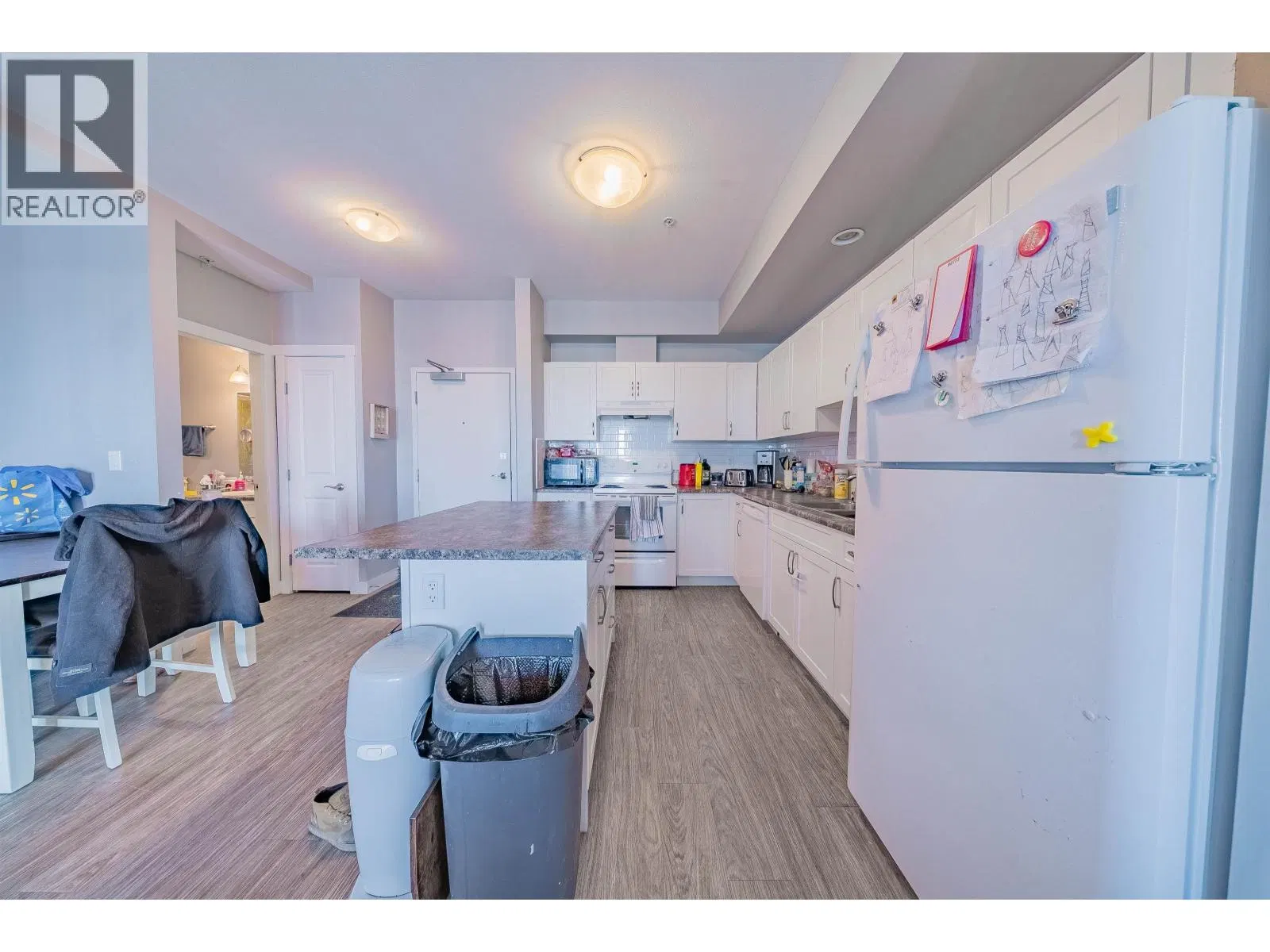 Photo 4 of 9 at #410 – 10307 112 Street