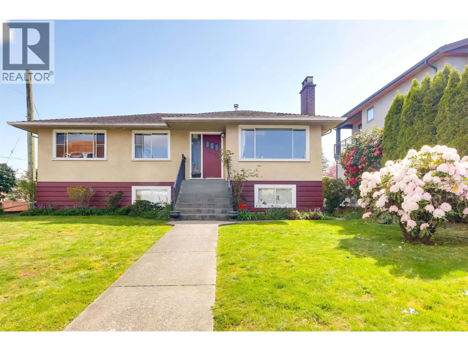 Photo 1 of 32 at 3712 FIR Street