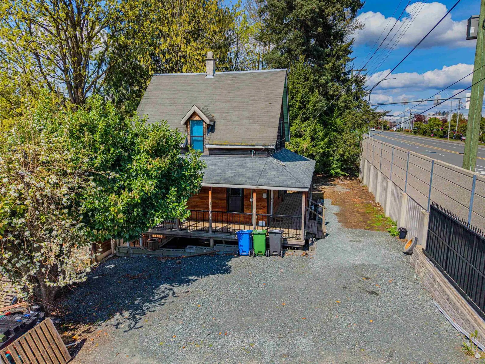 Photo 5 of 27 at 2475 MT LEHMAN Road