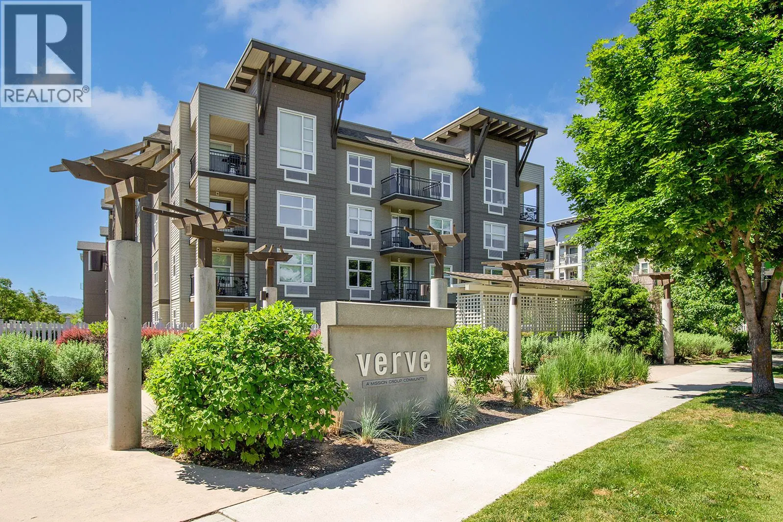Photo 1 of 31 at #405 – 547 Yates Road