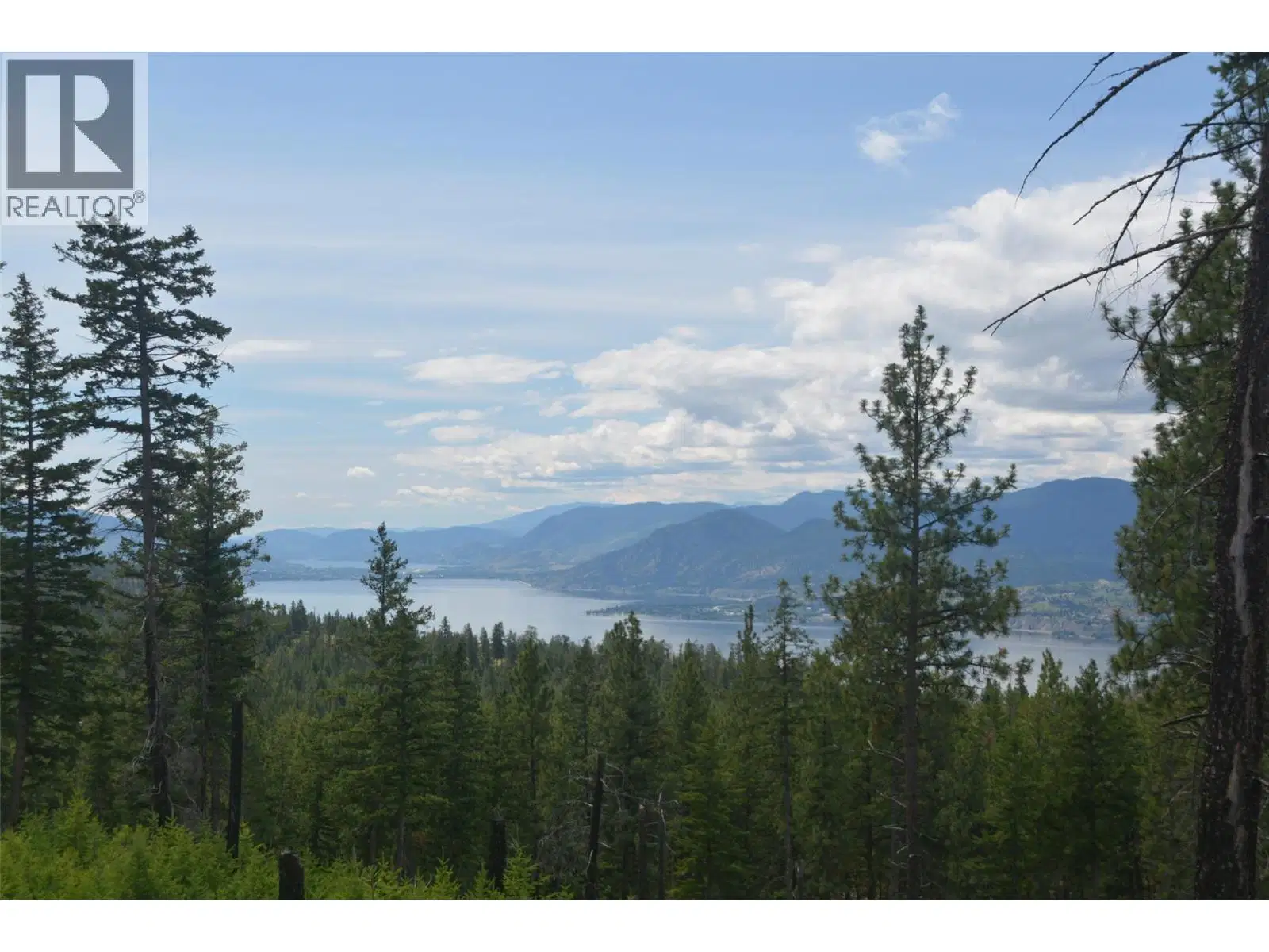 #17 – 7080 Glenfir Road