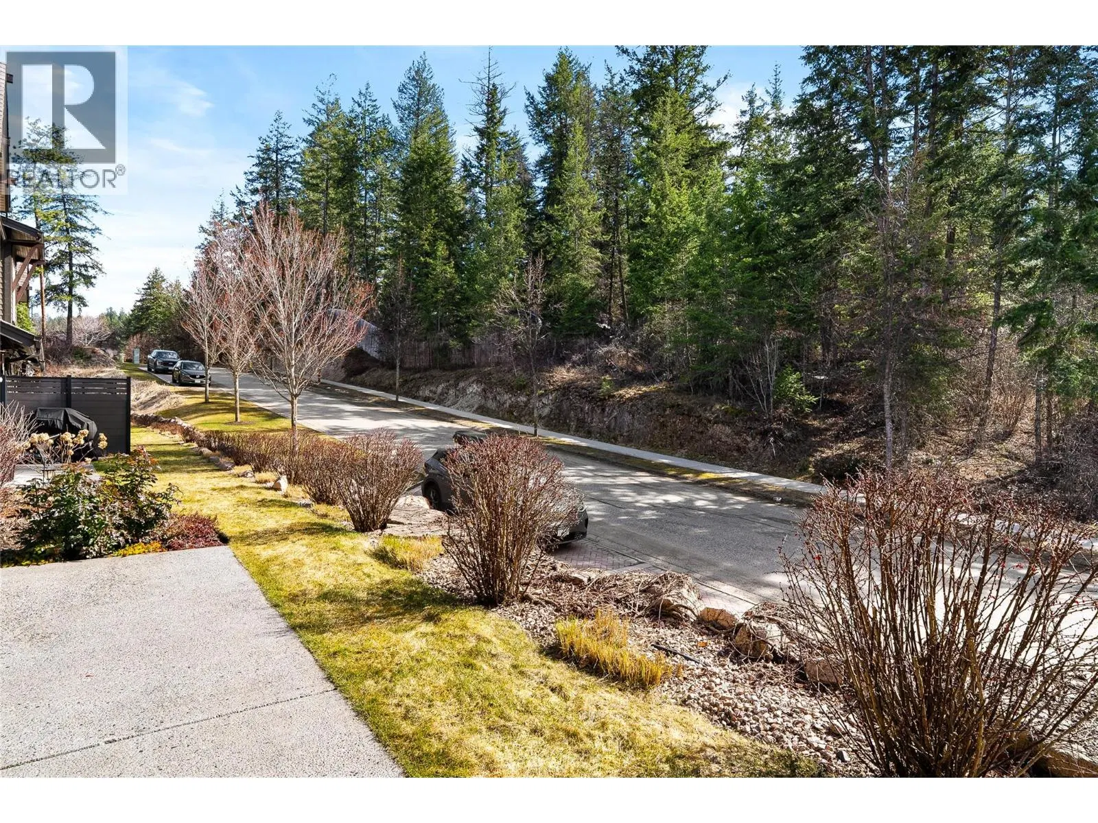 Photo 4 of 59 at #35 – 333 Longspoon Drive