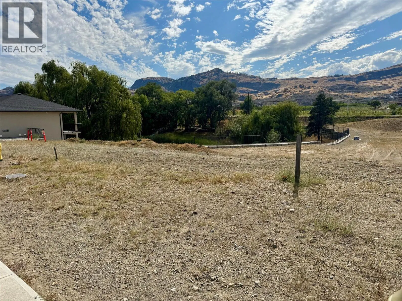 Photo 5 of 15 at 3660 Lobelia Drive