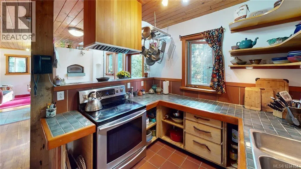 Photo 3 of 21 at 948 Harrison Way