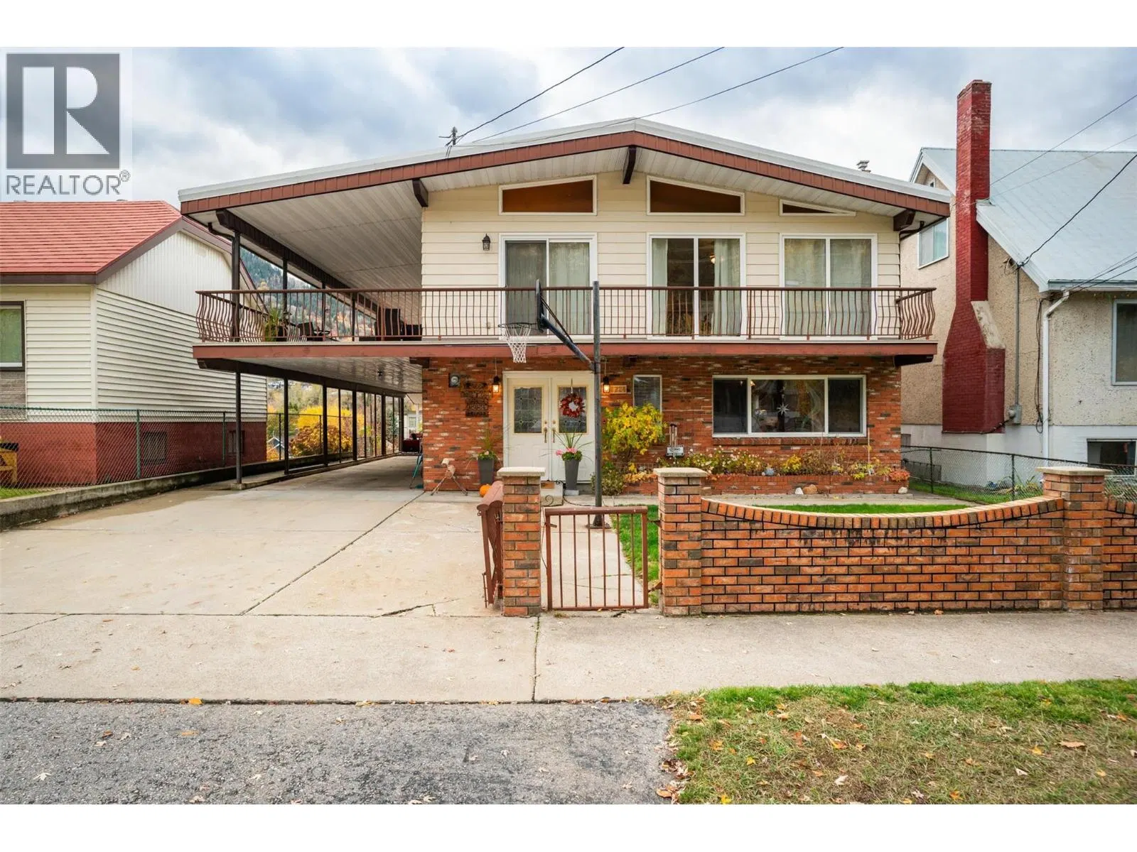 Photo 1 of 60 at 1224 Third Avenue