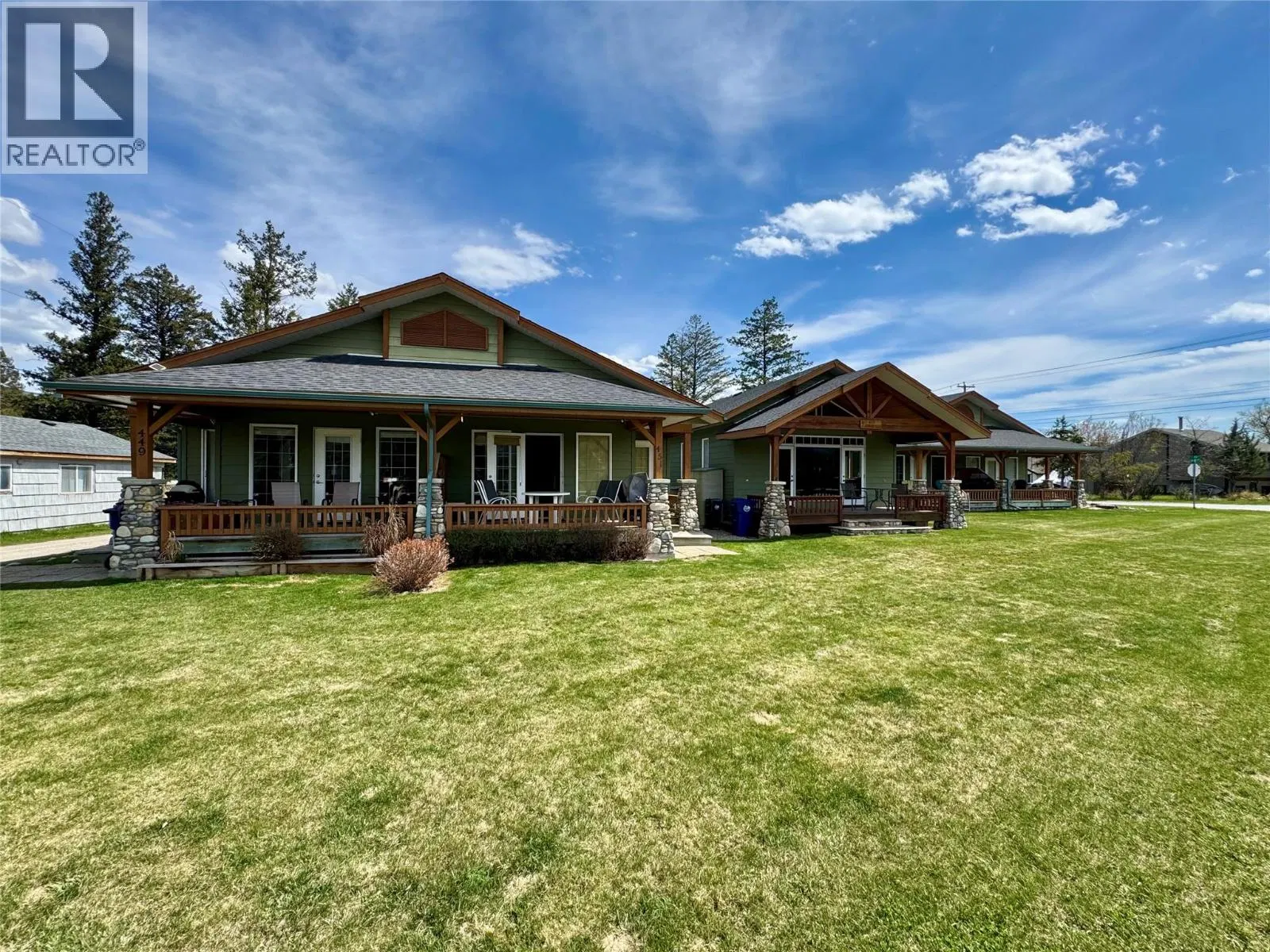 Photo 1 of 22 at 451 13TH Avenue