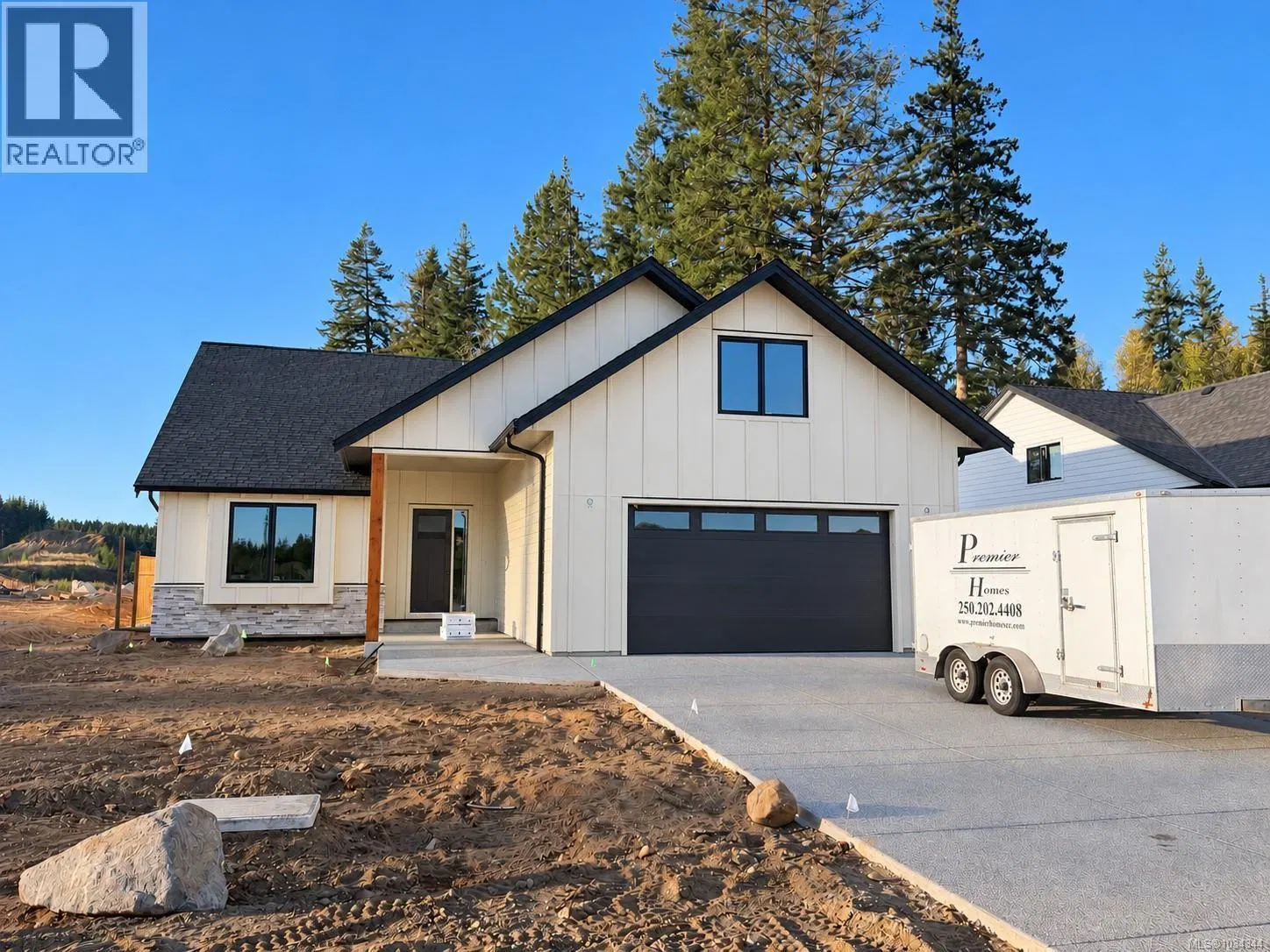 Photo 1 of 32 at 804 Salal Street