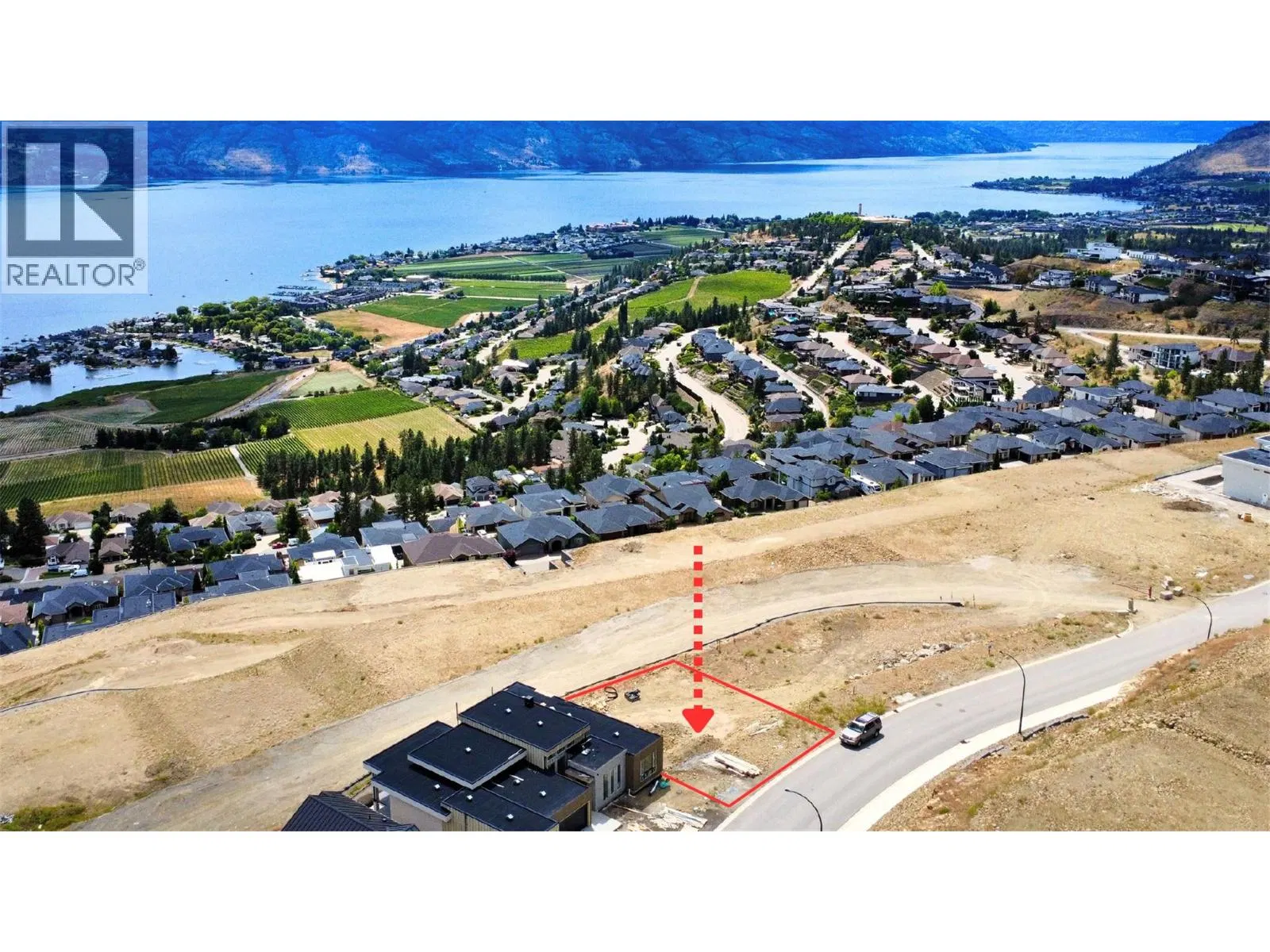 Photo 4 of 15 at 1367 Vineyard Drive