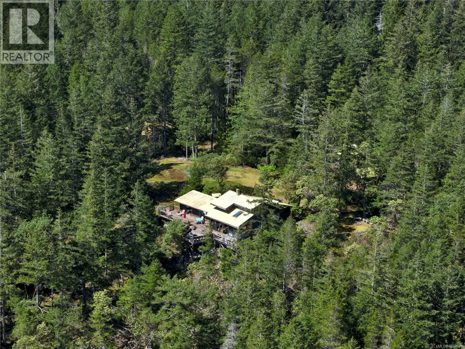 Photo 3 of 41 at 1395 Manzanita Road