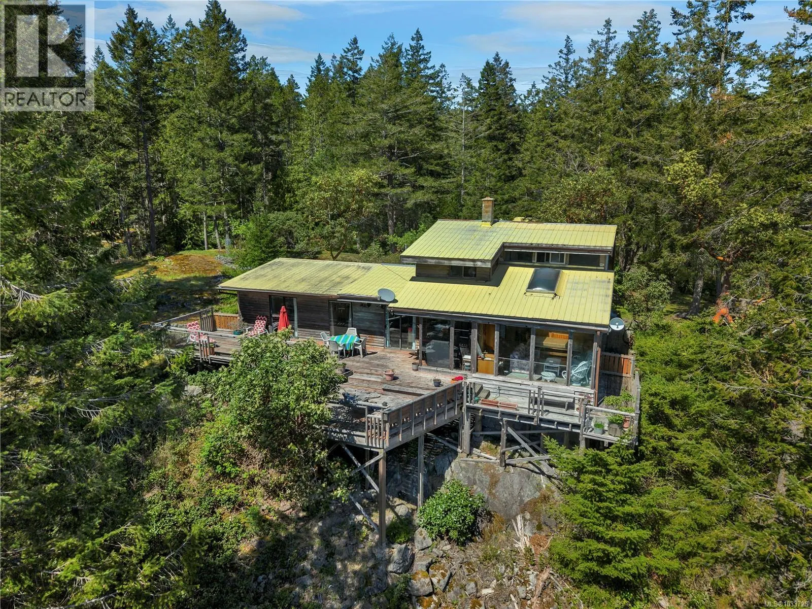 Photo 5 of 41 at 1395 Manzanita Road