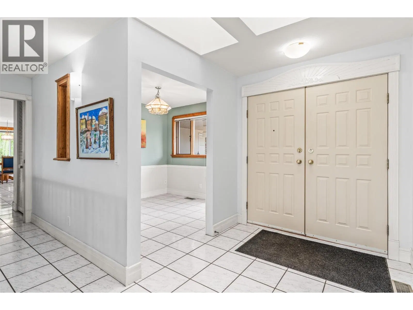 Photo 3 of 90 at 363 Northwind Drive