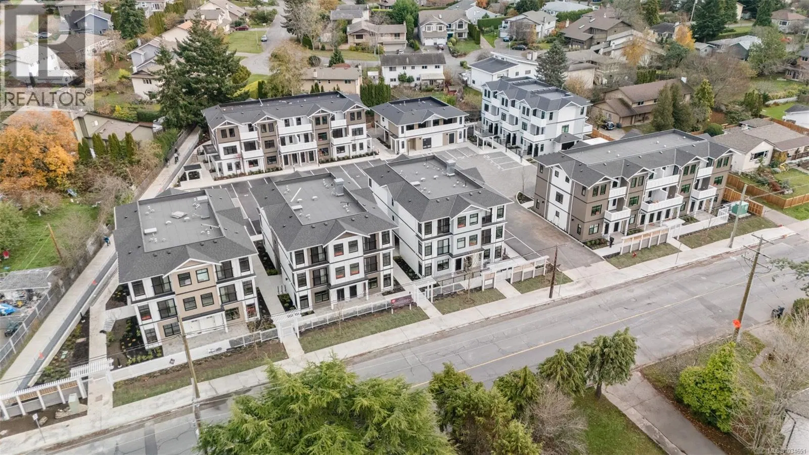Photo 1 of 16 at #4201 – 4201 Tyndall Avenue