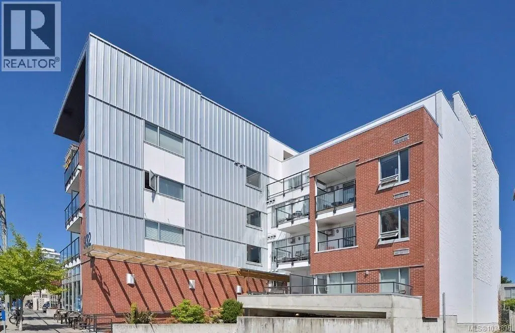Photo 1 of 18 at #208 – 932 Johnson Street
