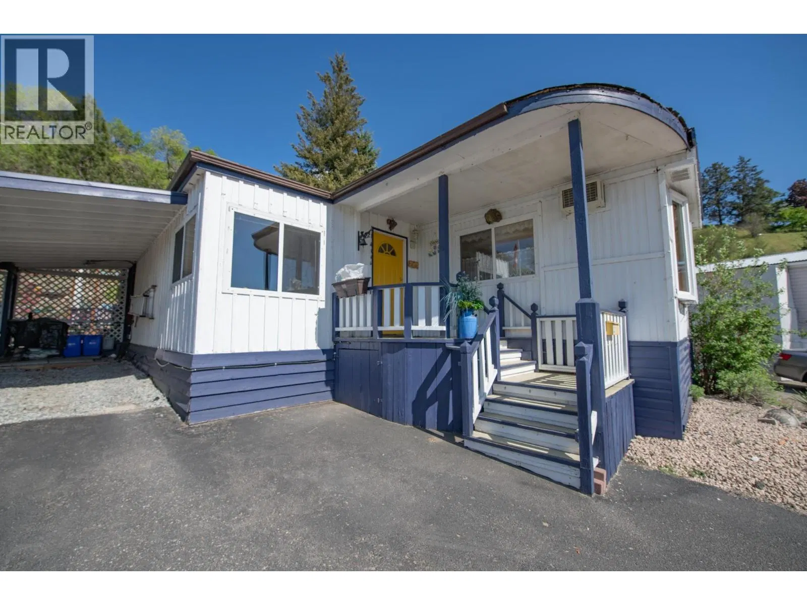 Photo 4 of 50 at #321 – 15401 Kalamalka Road