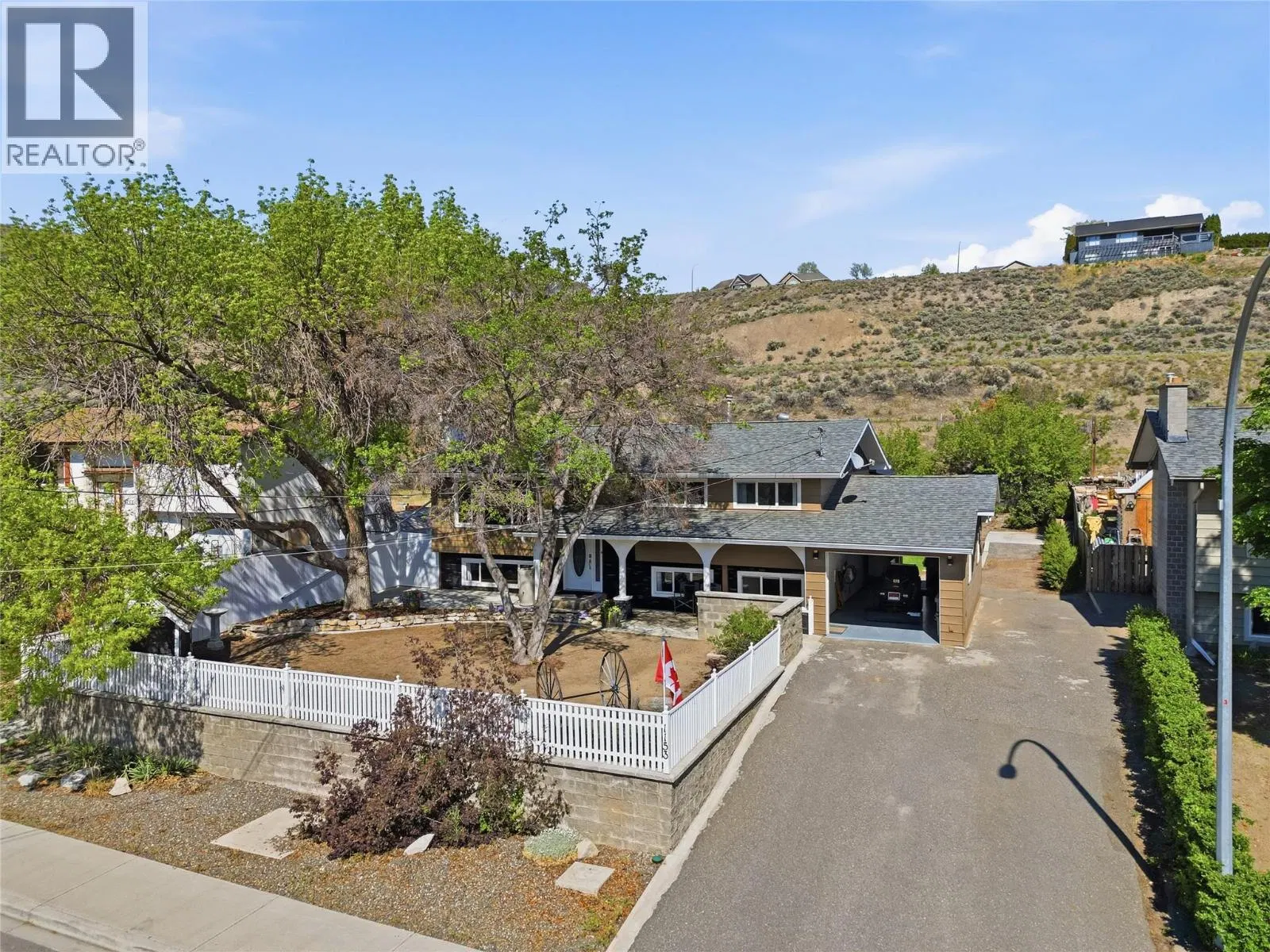 Photo 1 of 50 at 1153 MACLEAN Drive