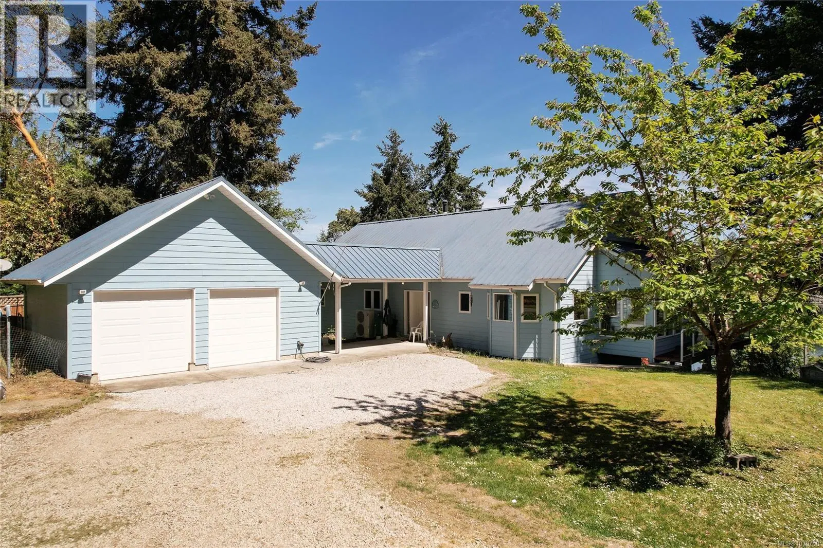 Photo 3 of 37 at 207 Welbury Drive