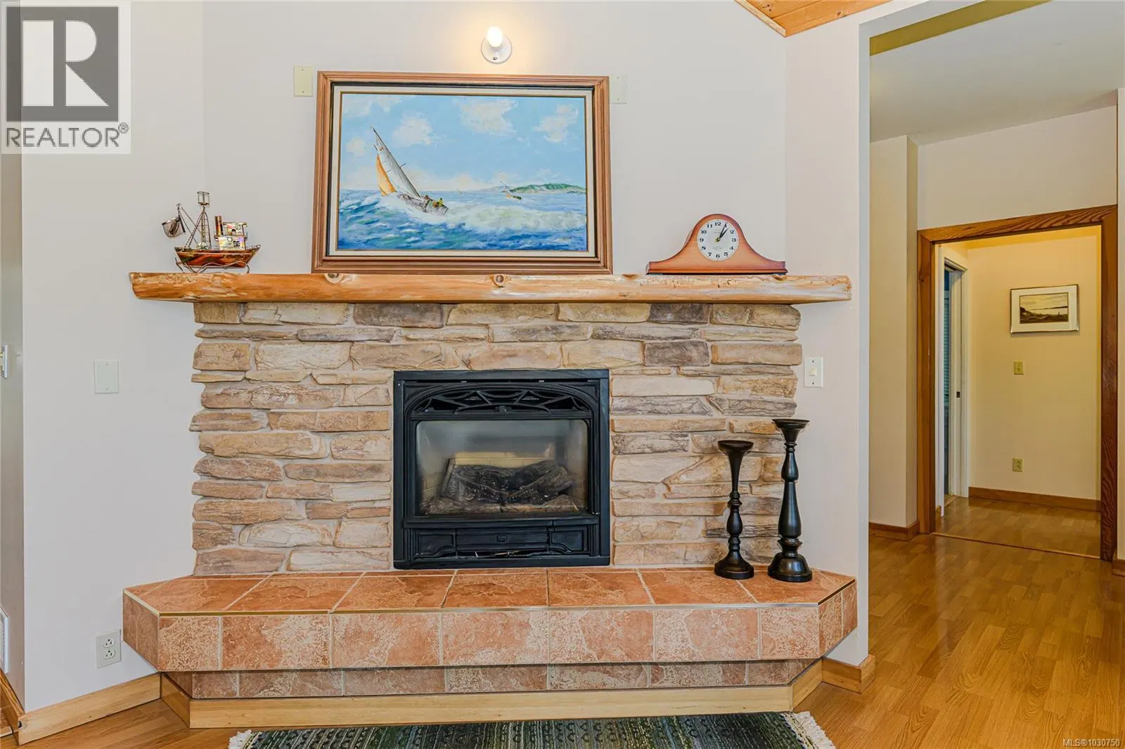 Photo 5 of 37 at 207 Welbury Drive
