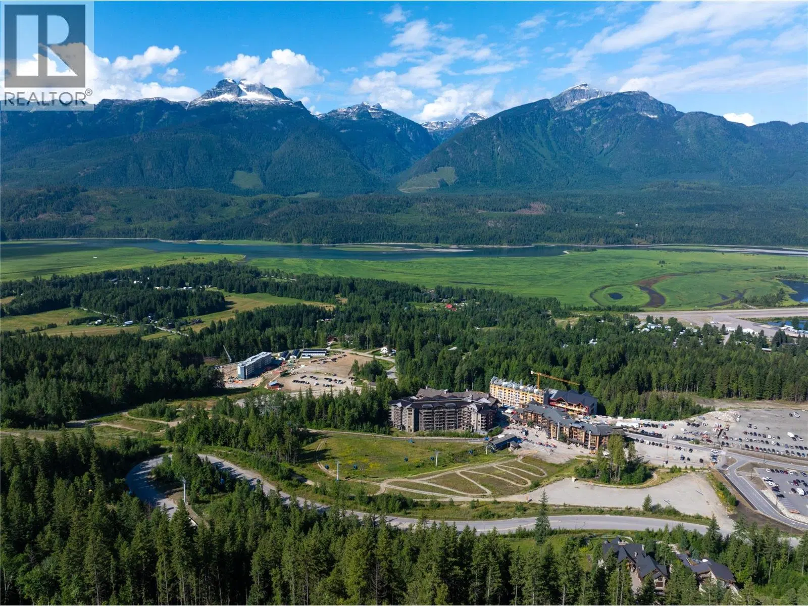 Photo 2 of 11 at #14 – 2465 Monashee Court