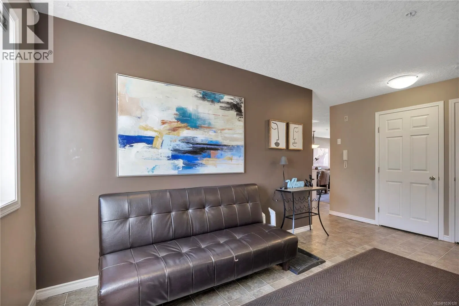 Photo 3 of 30 at #407 – 1201 Henry Road