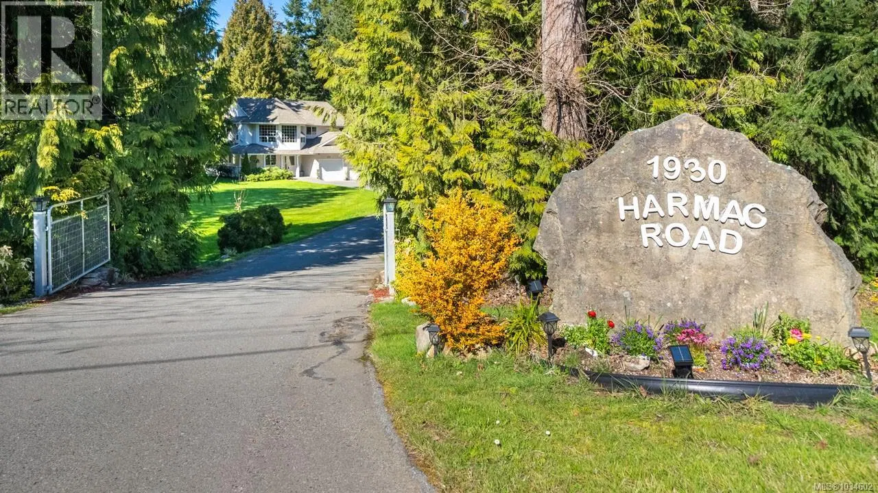 Photo 3 of 70 at 1930 Harmac Road