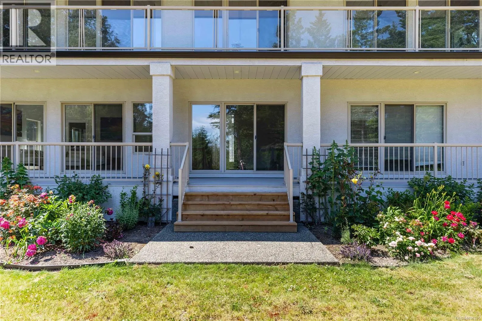 Photo 5 of 47 at 740 Windover Terrace