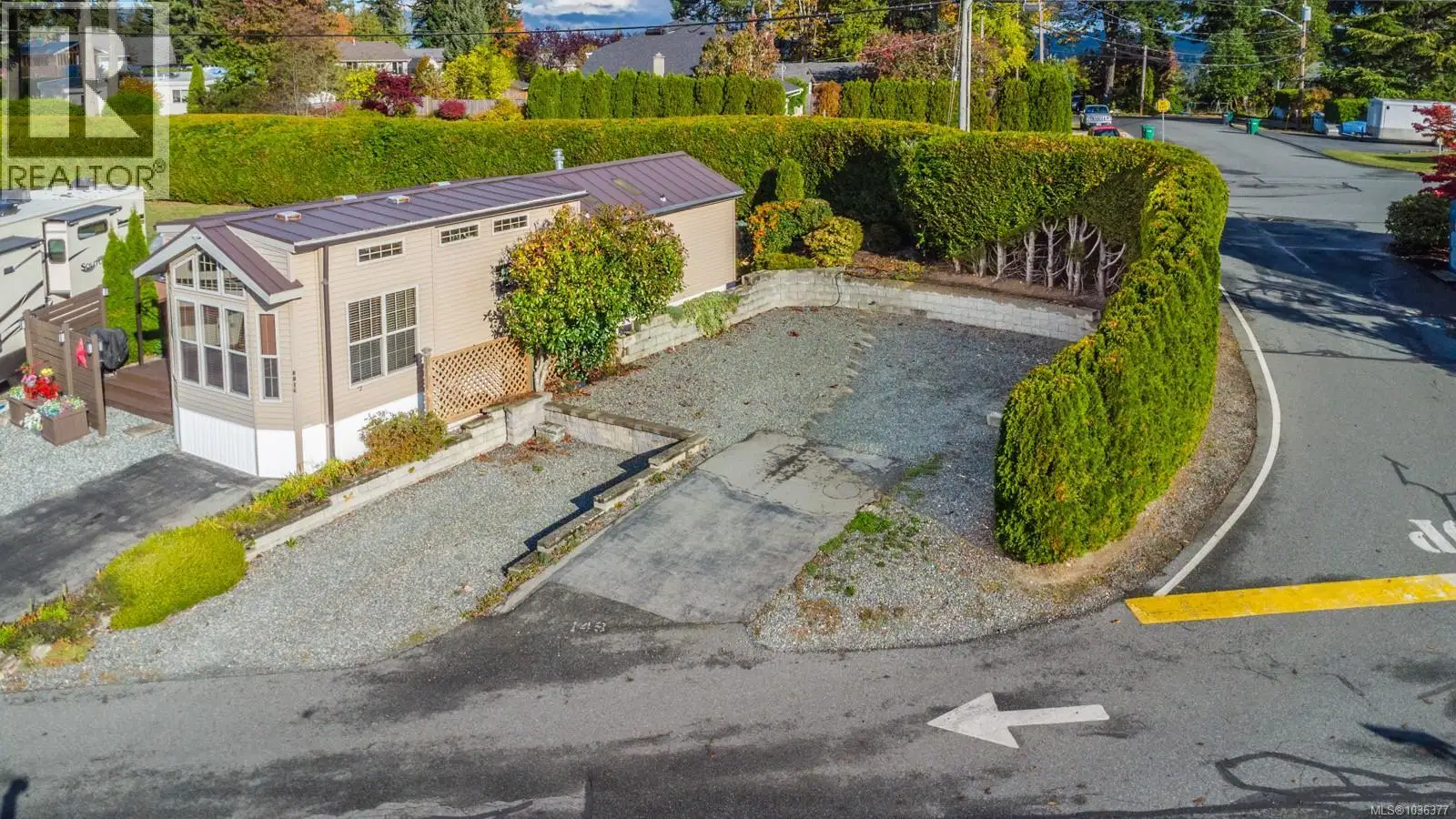 1100 WOSS LAKE Drive