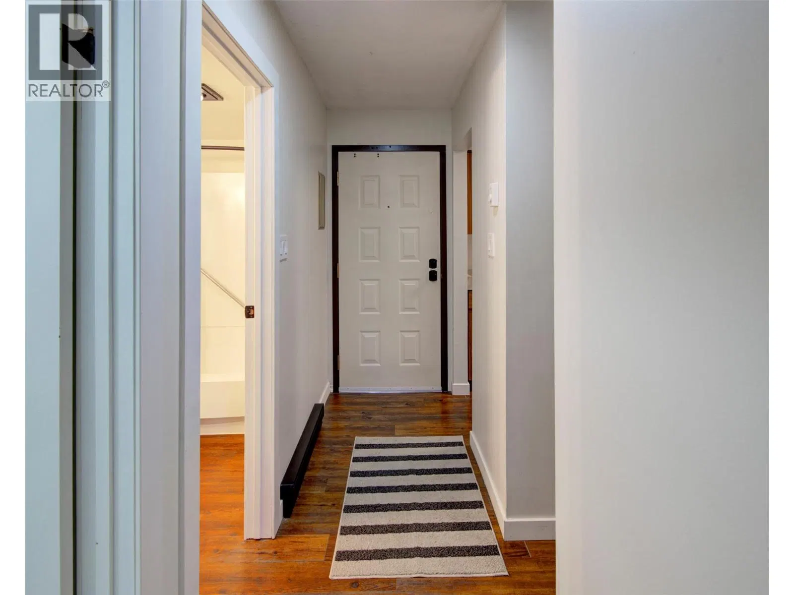 Photo 3 of 25 at #108 – 3704 27 Avenue