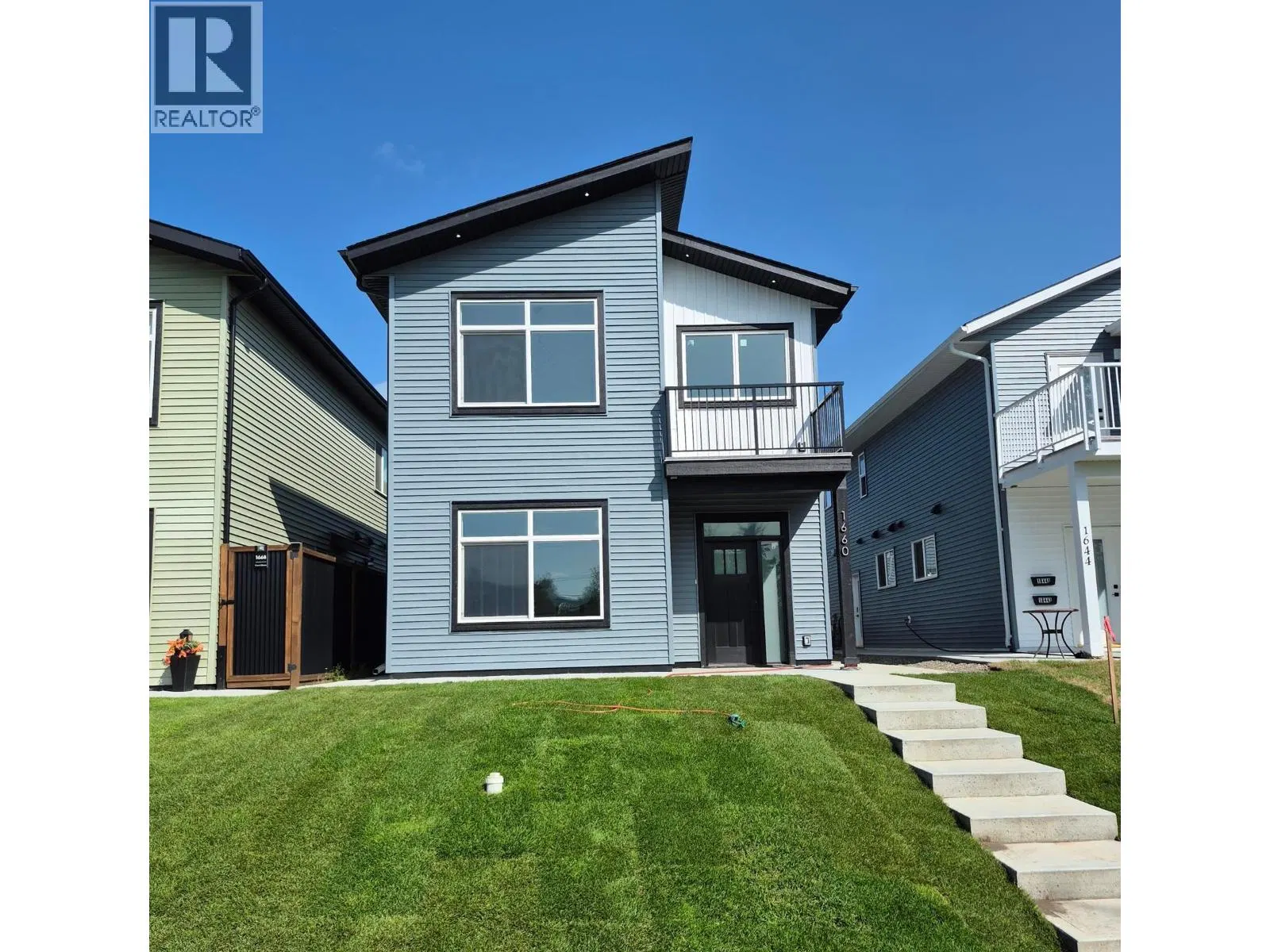 Photo 1 of 39 at 1660 11TH Avenue