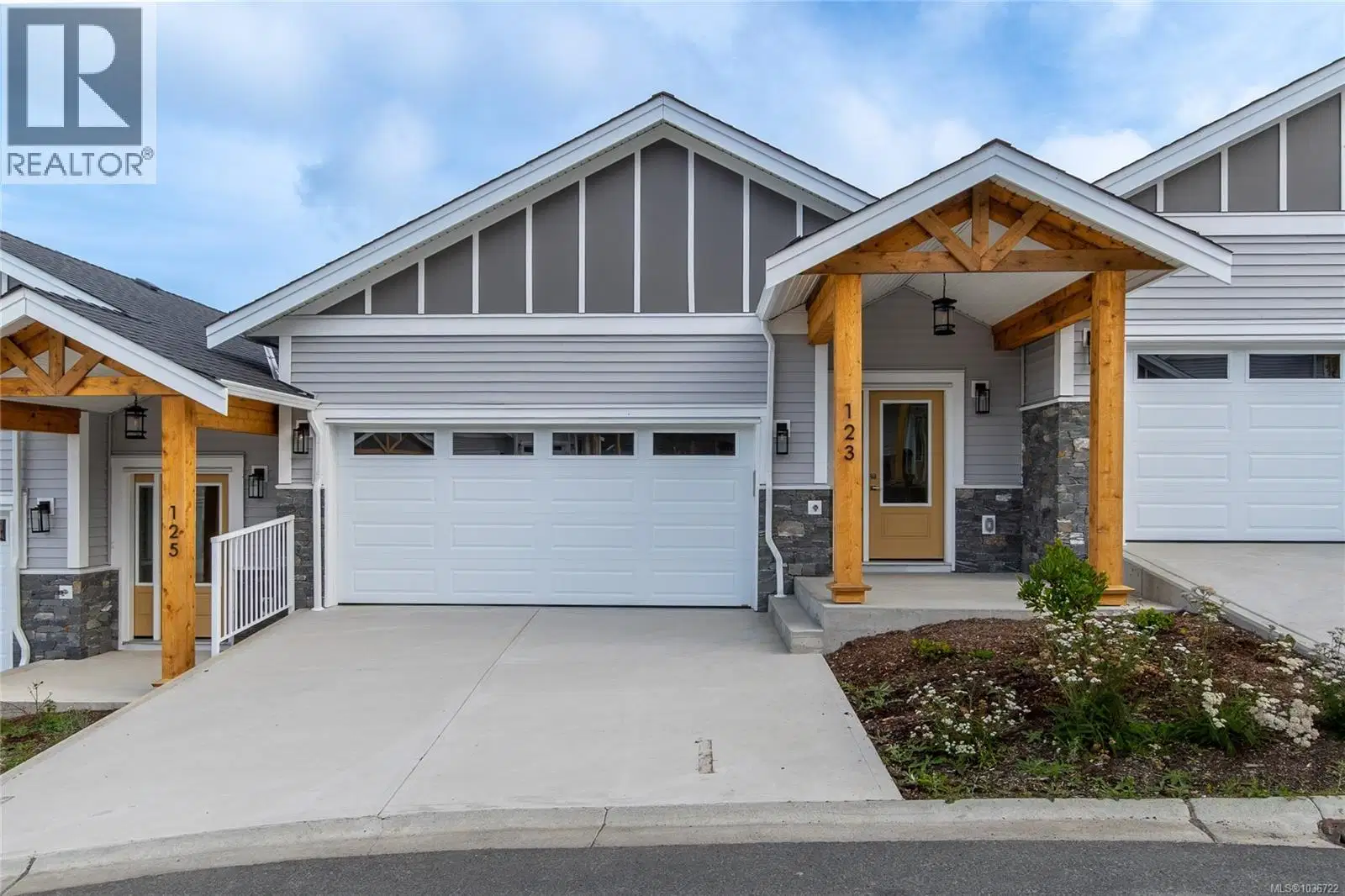 #123 – 3257 Woodrush Drive