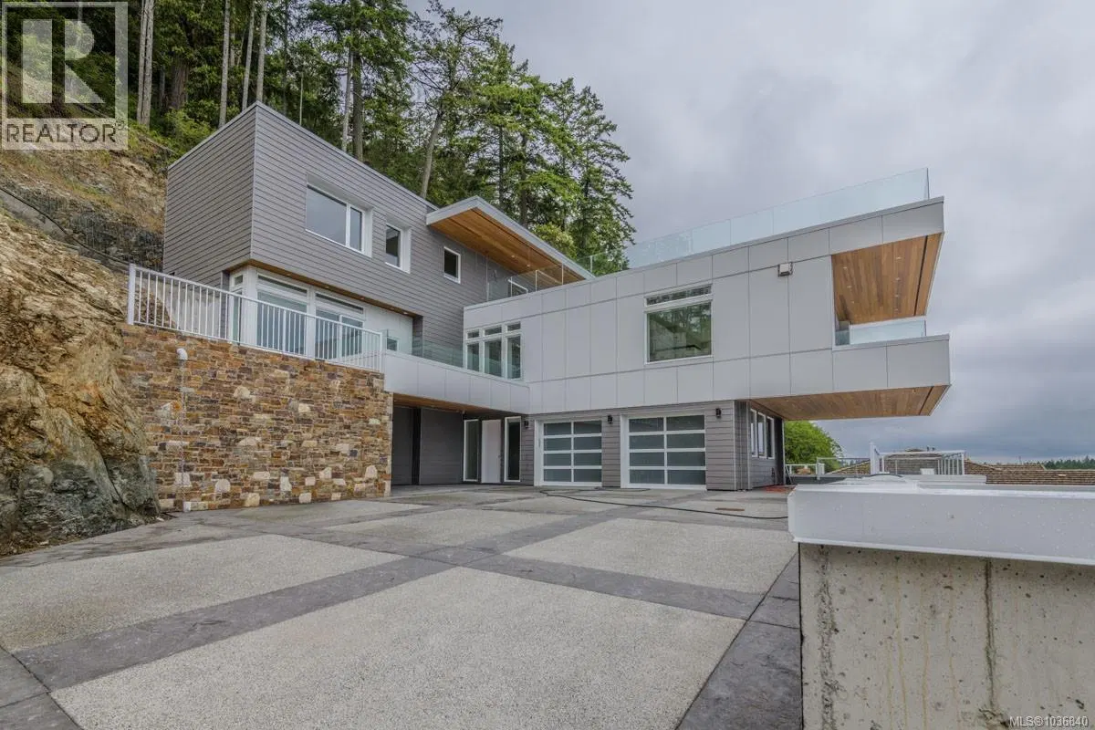 3887 Gulfview Drive