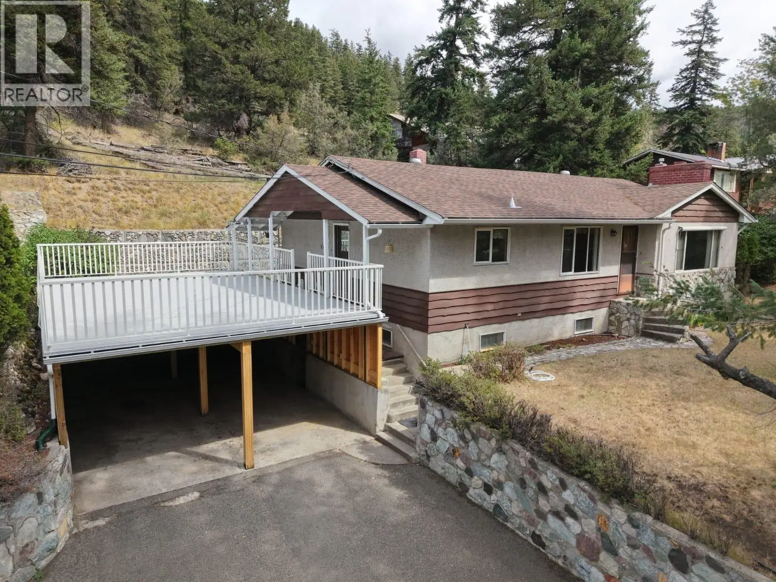 2038 WHITE Road