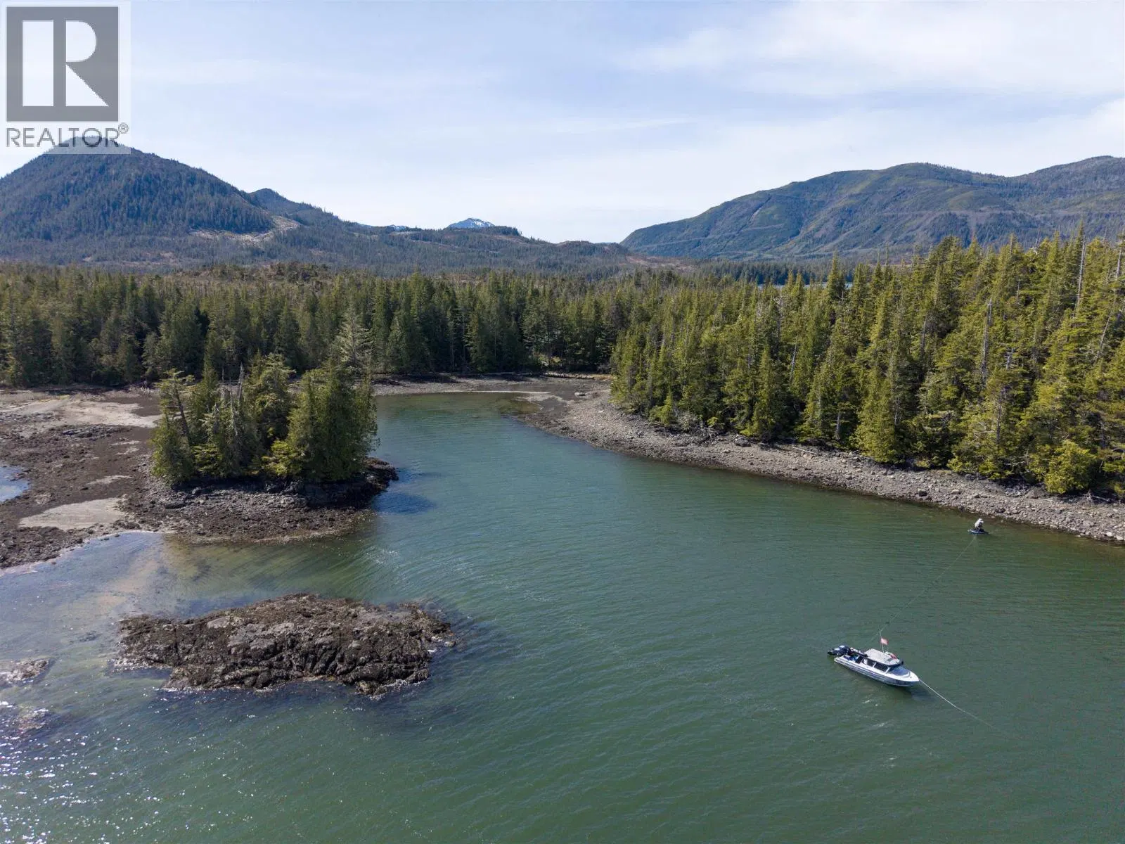 DL – 5489 LEWIS Island