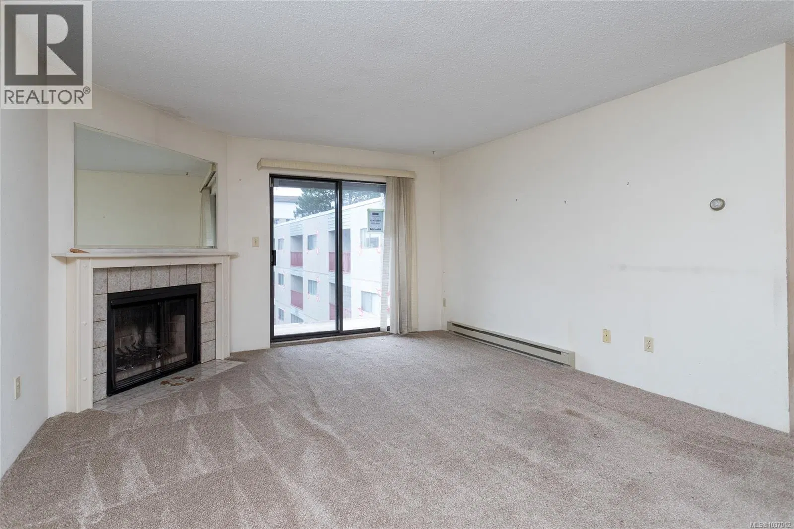 Photo 2 of 21 at #409 – 3255 Glasgow Avenue
