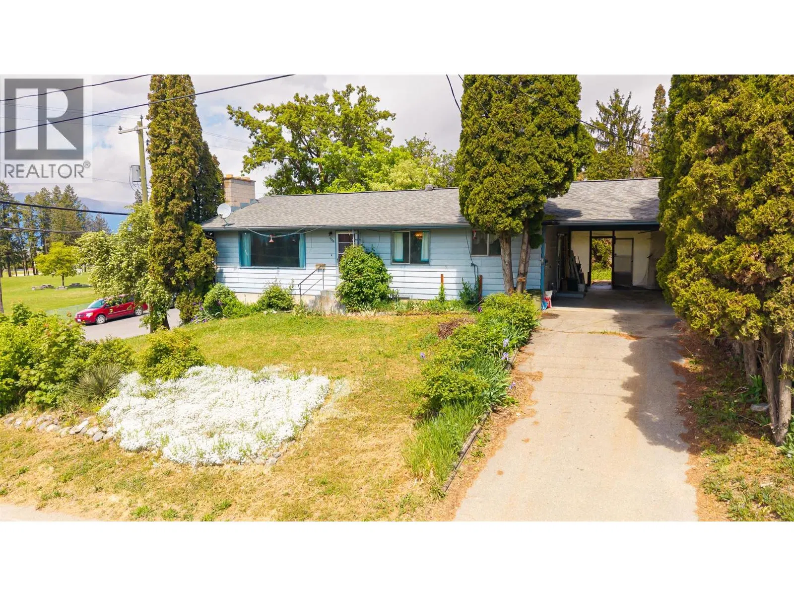 Photo 1 of 34 at 1104 Erickson Street