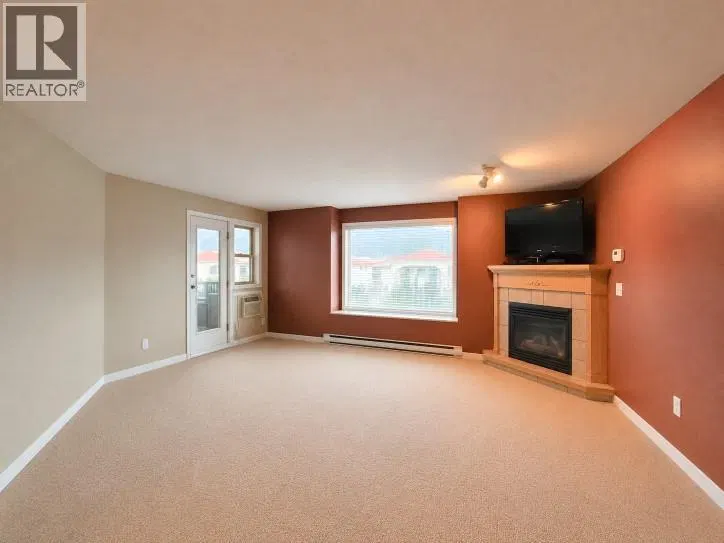 Photo 5 of 11 at #212 – 9307 62ND Avenue