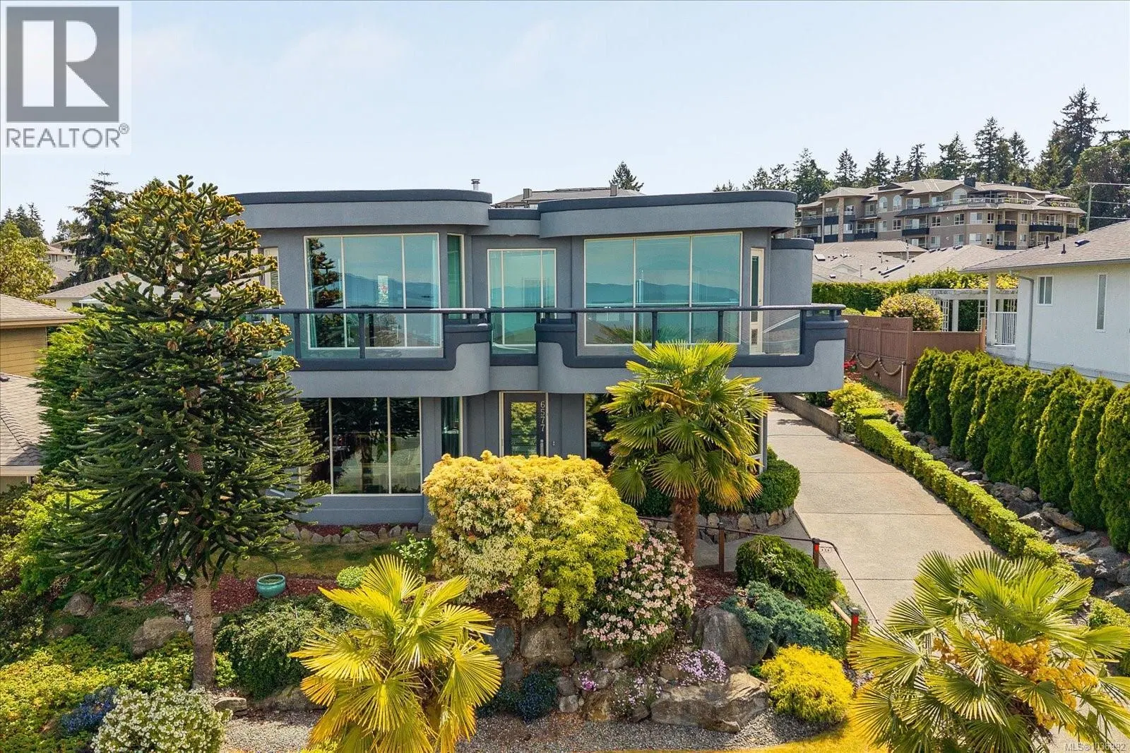 6577 Groveland Drive