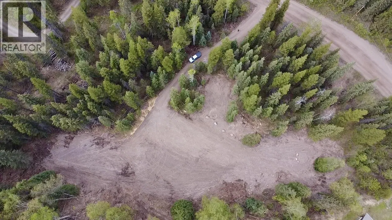 Photo 3 of 13 at 1765 AVELING COALMINE Road