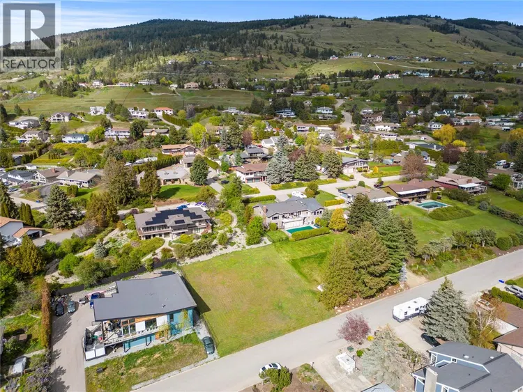 Photo 1 of 9 at 435 Scenic Drive