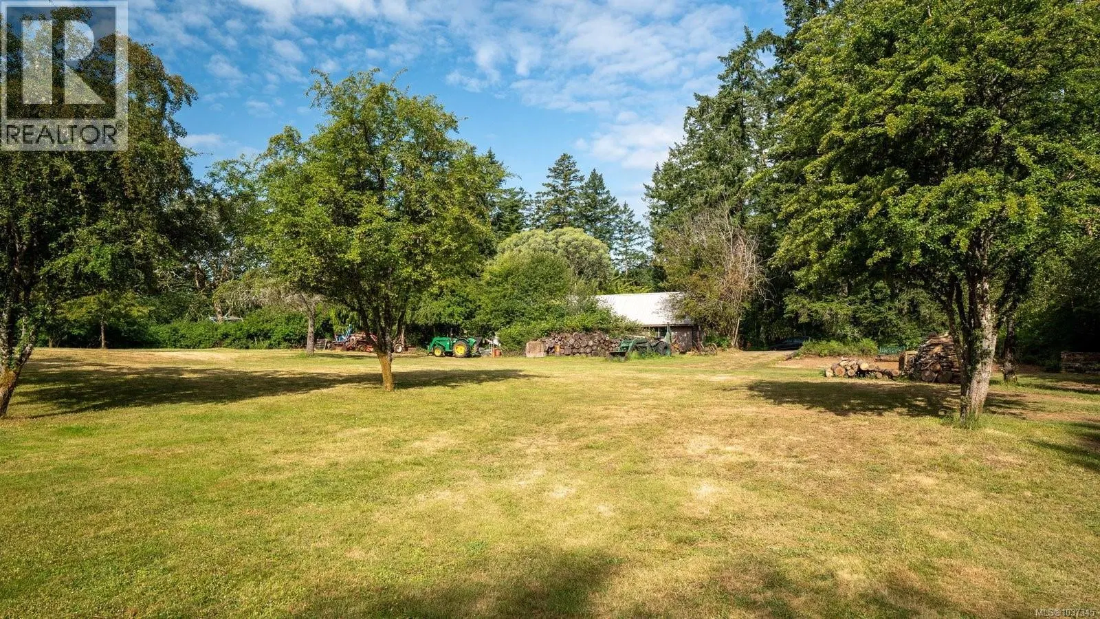 Photo 4 of 10 at 485 Beaver Lake Road