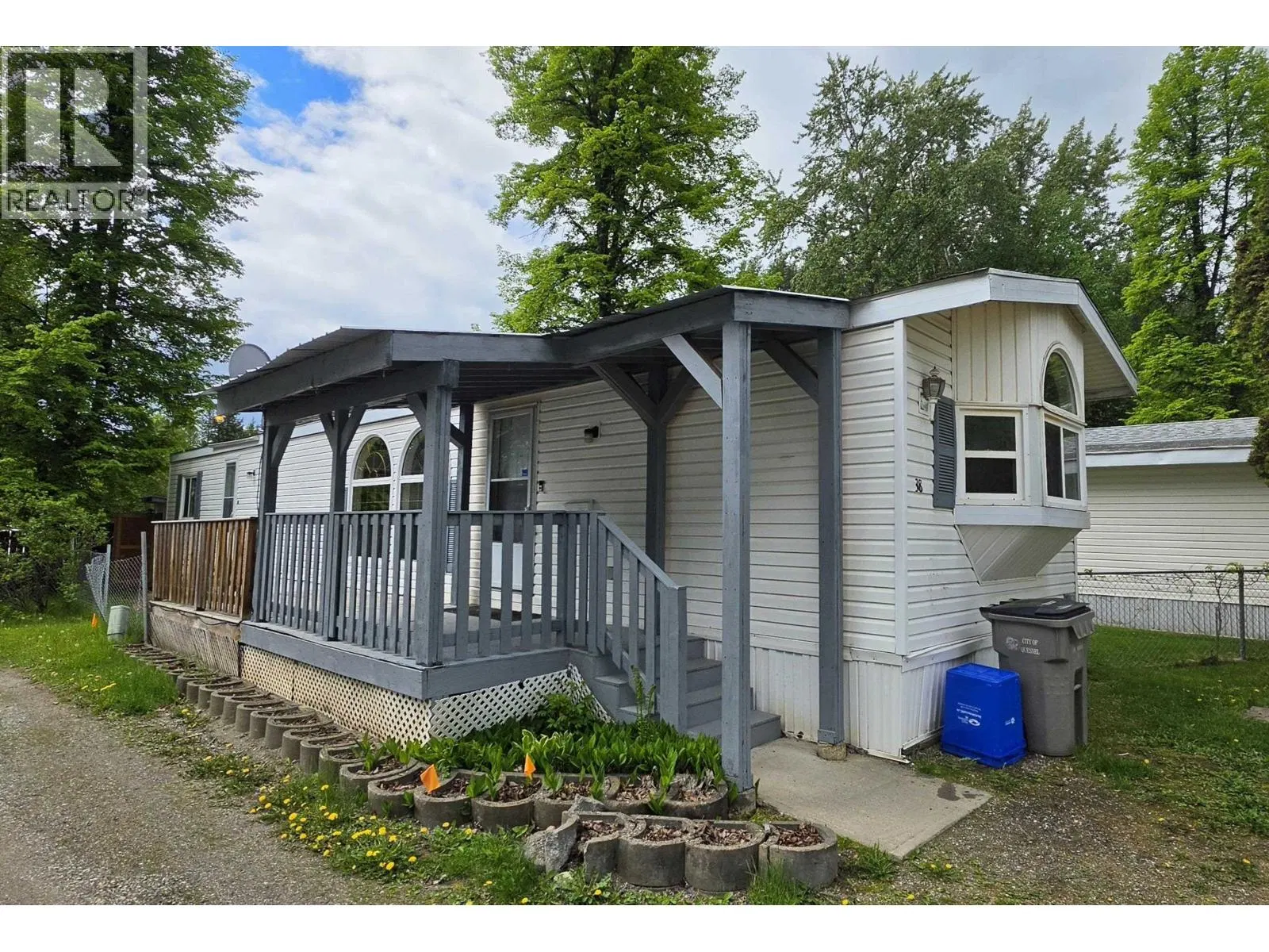 Photo 3 of 16 at #38 – 654 NORTH FRASER Drive