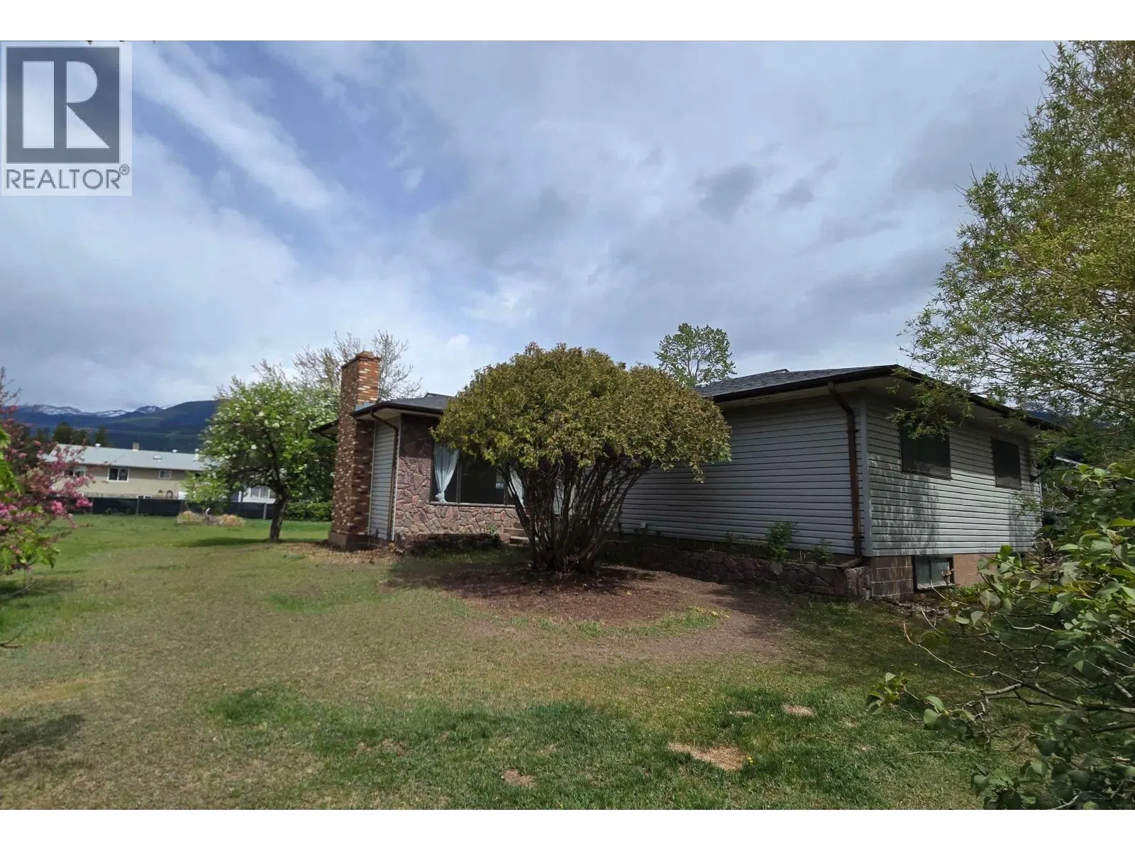 Photo 1 of 30 at 1410 7TH Avenue