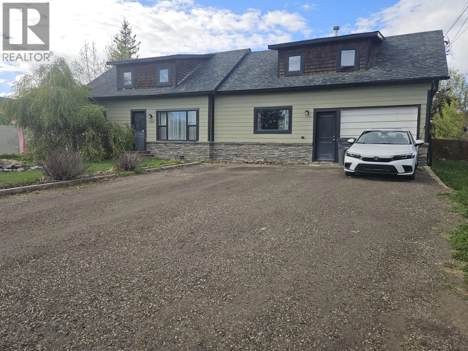 Photo 1 of 42 at 4704 50 Avenue