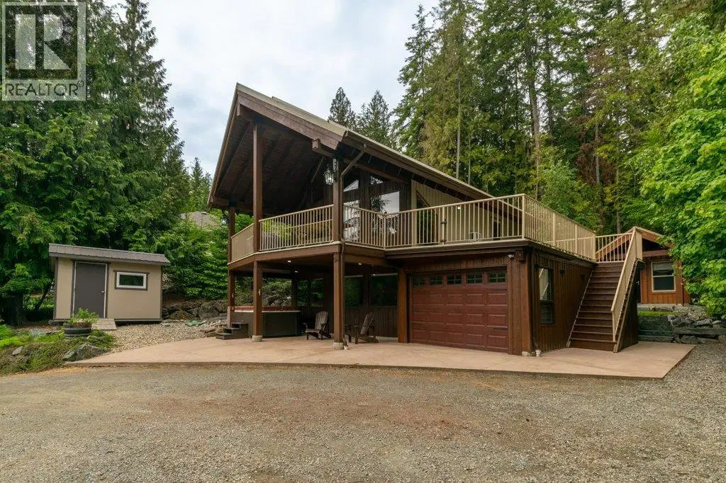 #47 – 4498 Squilax-Anglemont Road