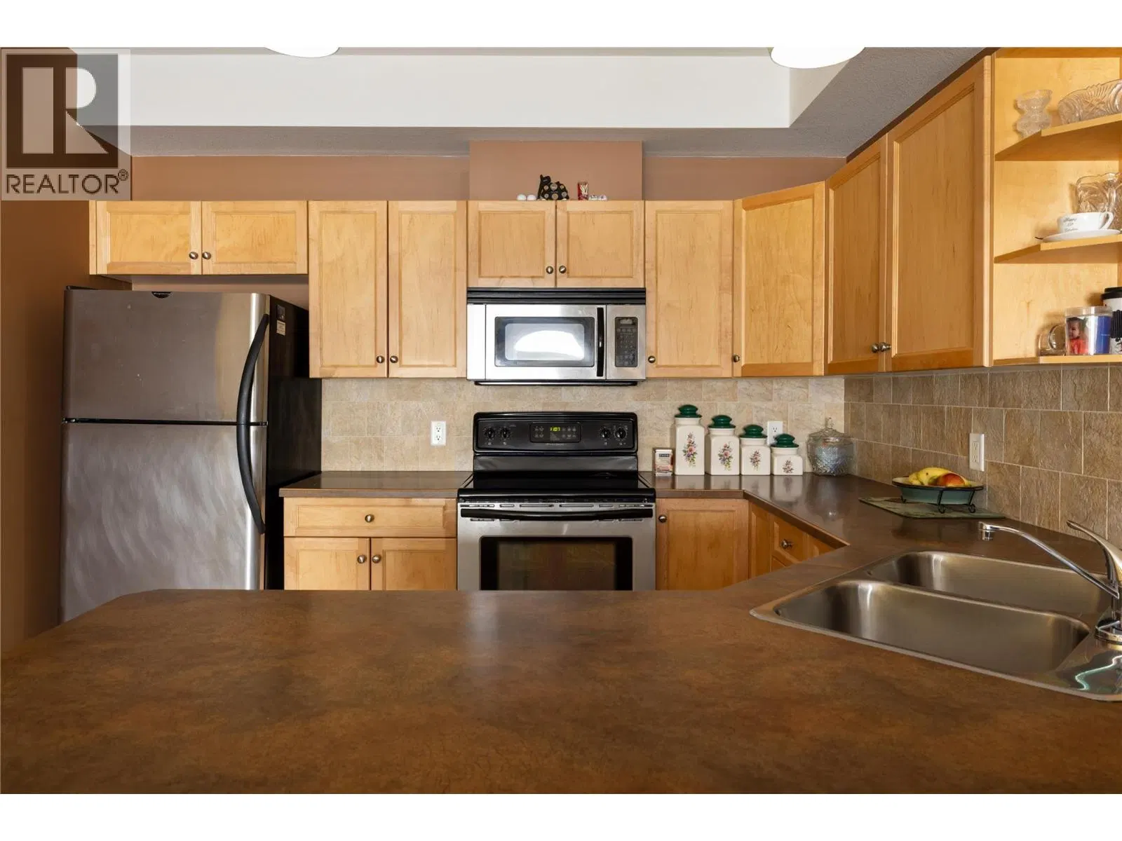 Photo 5 of 36 at #108 – 2120 Shannon Ridge Drive