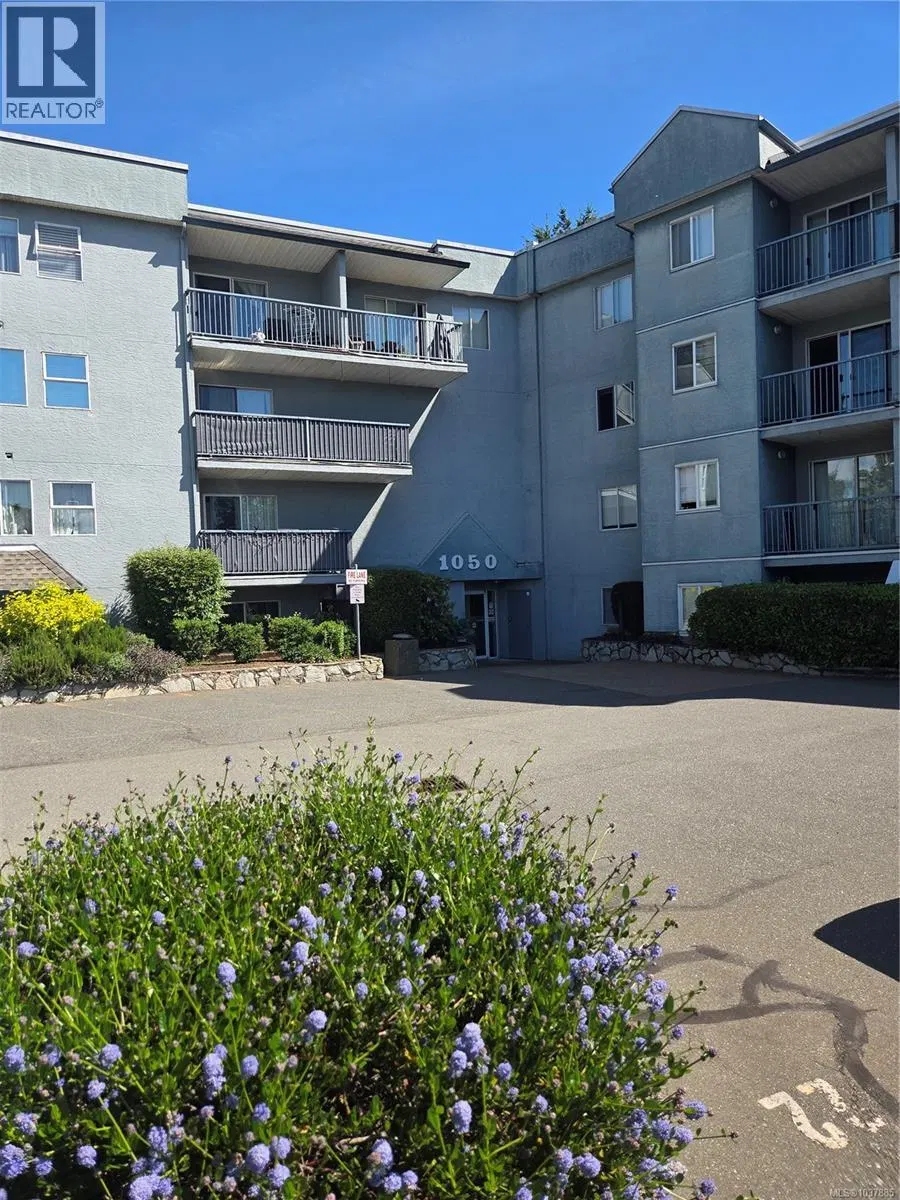 Photo 2 of 13 at #107 – 1050 Braidwood Road