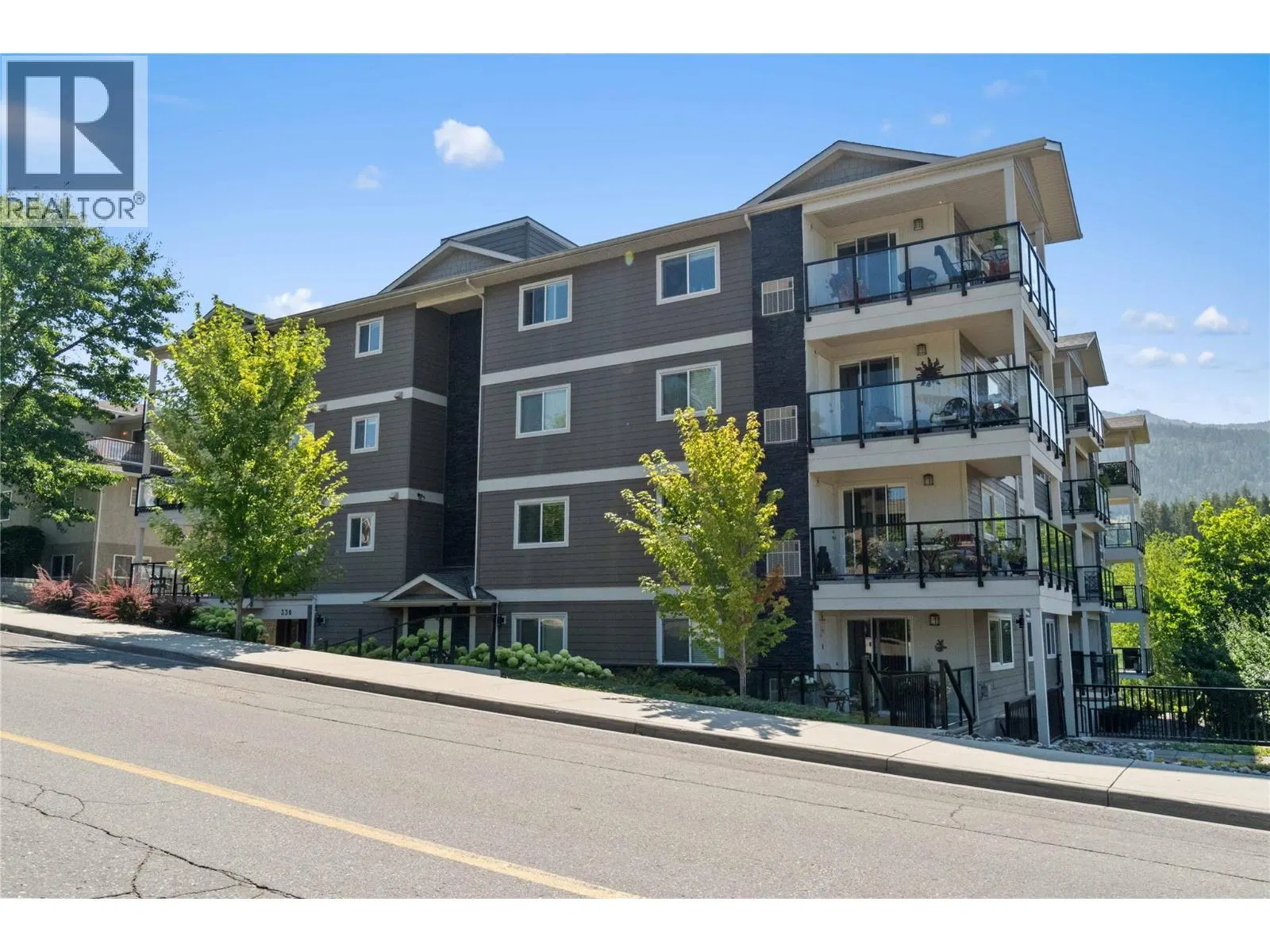 Photo 2 of 47 at #202 – 330 4 Avenue