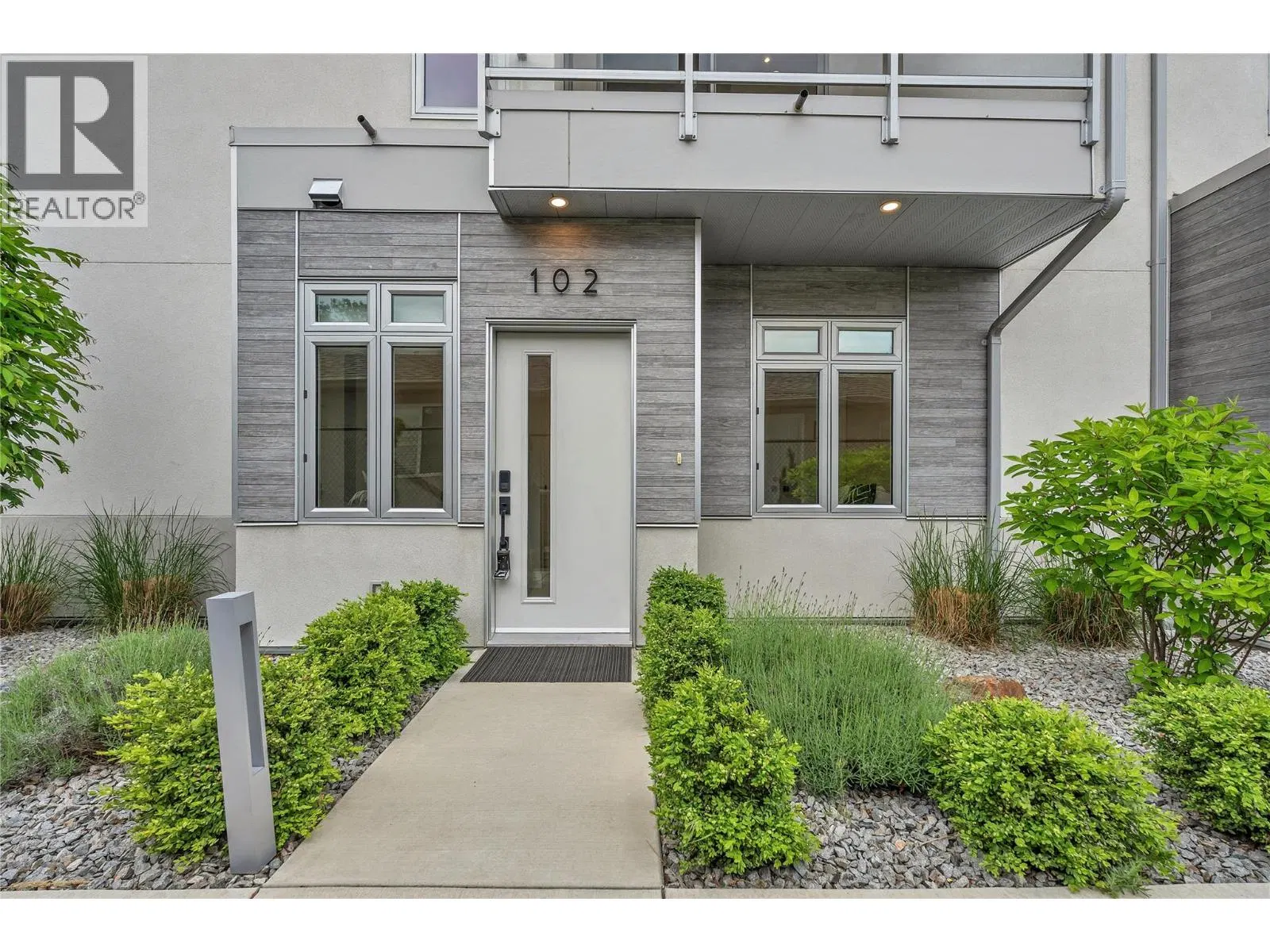 Photo 3 of 56 at #102 – 222 LEE Avenue