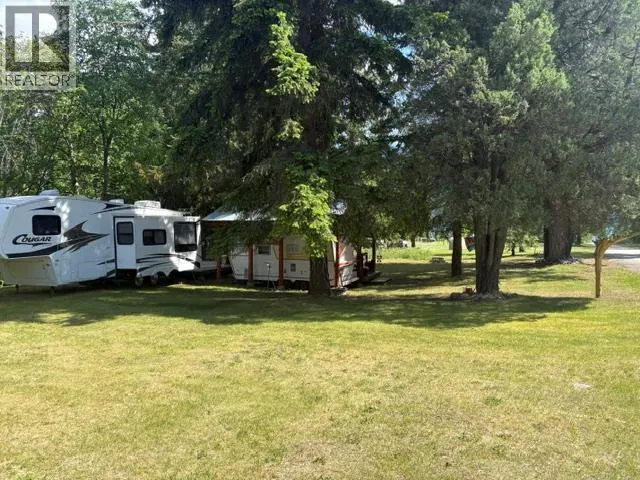 Photo 1 of 20 at 7520 Broadwater Road