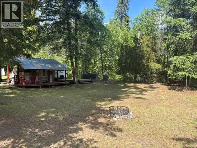 Photo 3 of 20 at 7520 Broadwater Road