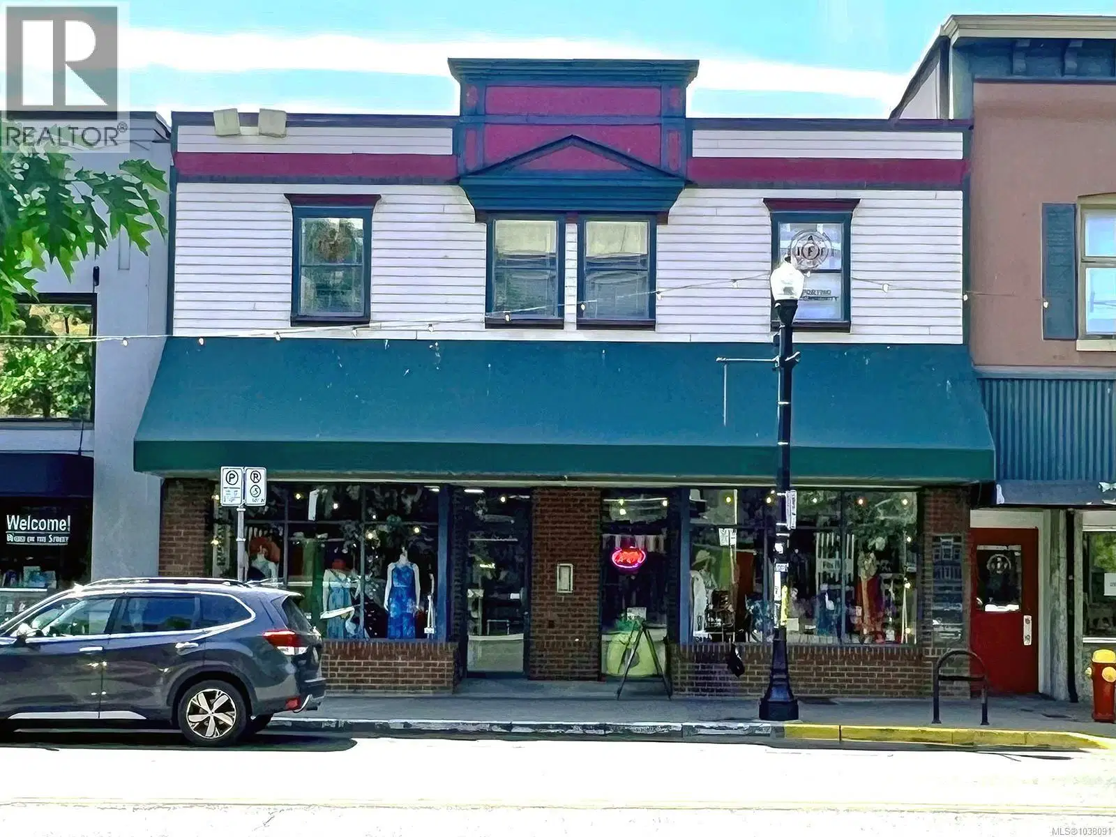27 Commercial Street